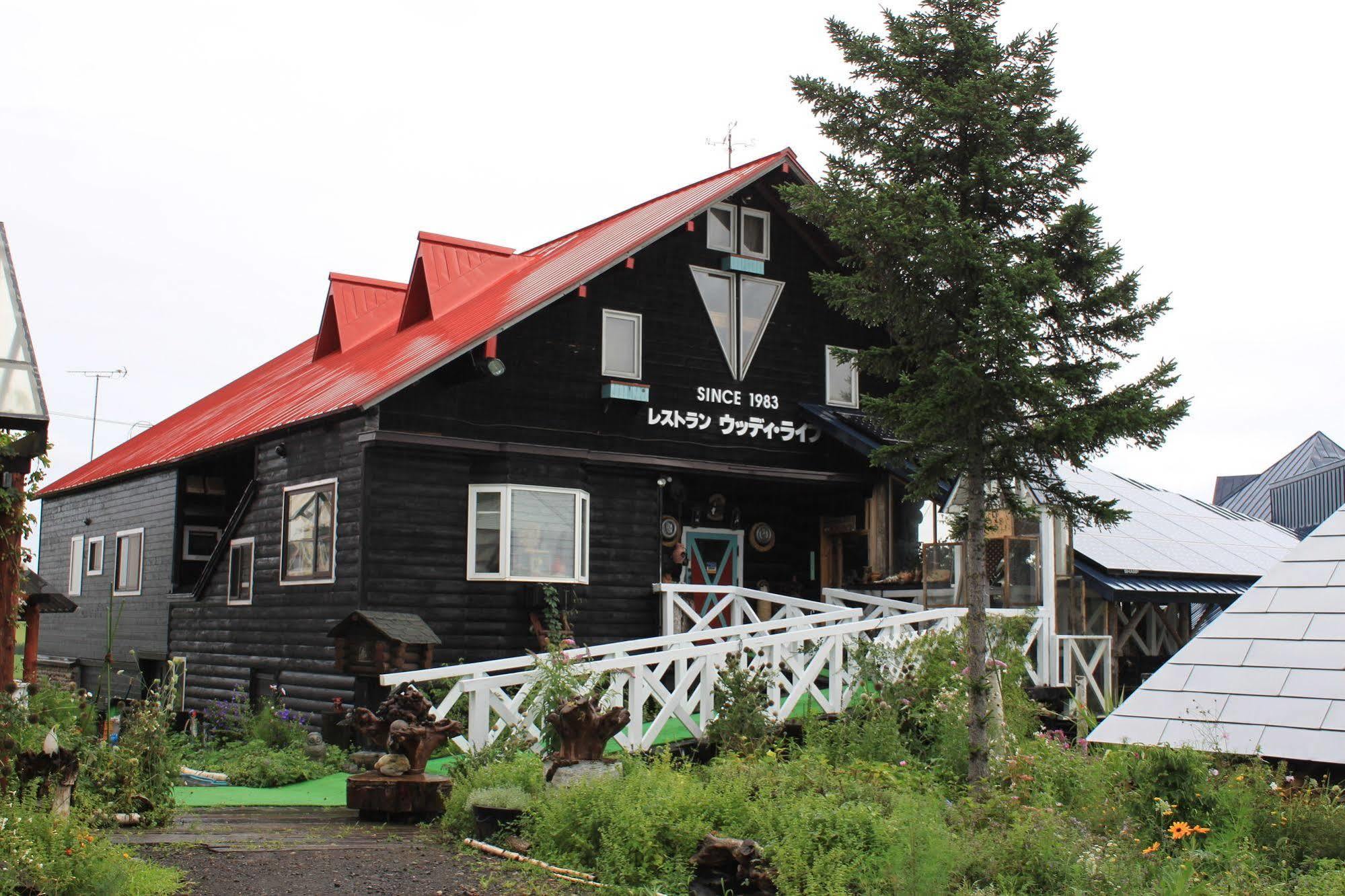 Woody Life Villa Kamifurano Eksteriør billede